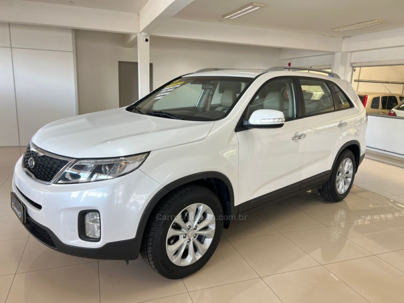 SORENTO 2.4 EX2 4X2 16V GASOLINA 4P AUTOMÁTICO - 2015 - TAQUARA