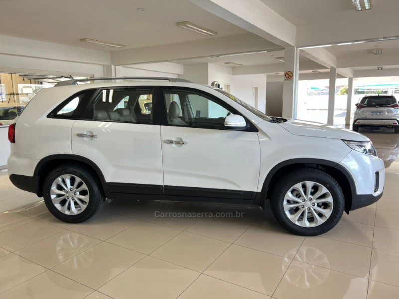 SORENTO 2.4 EX2 4X2 16V GASOLINA 4P AUTOMÁTICO - 2015 - TAQUARA