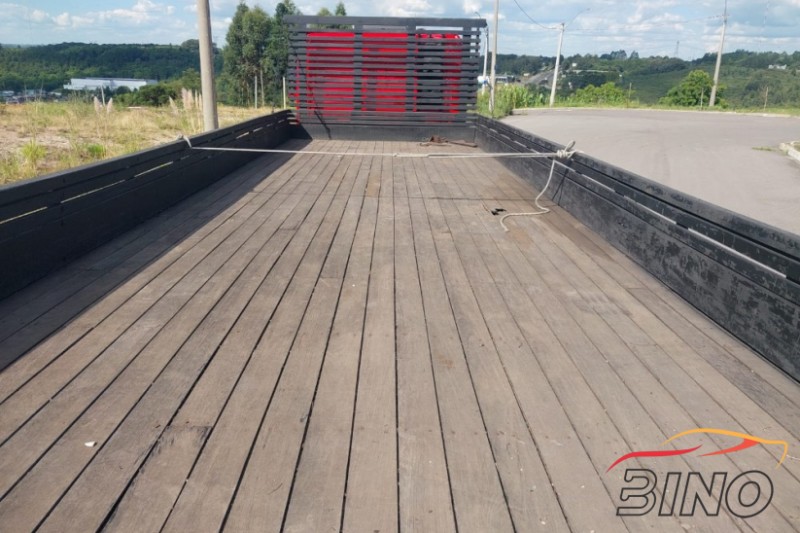 ATEGO 2425 3 EIXOS - 2007 - FARROUPILHA