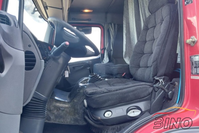 ATEGO 2425 3 EIXOS - 2007 - FARROUPILHA