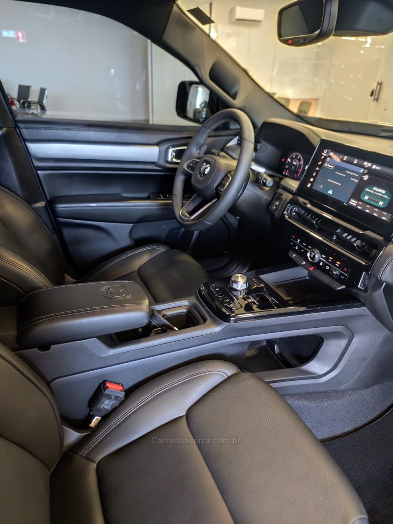 RAMPAGE 2.0 REBEL 4X4 TURBO DIESEL 4P AUTOMÁTICO - 2024 - CAXIAS DO SUL