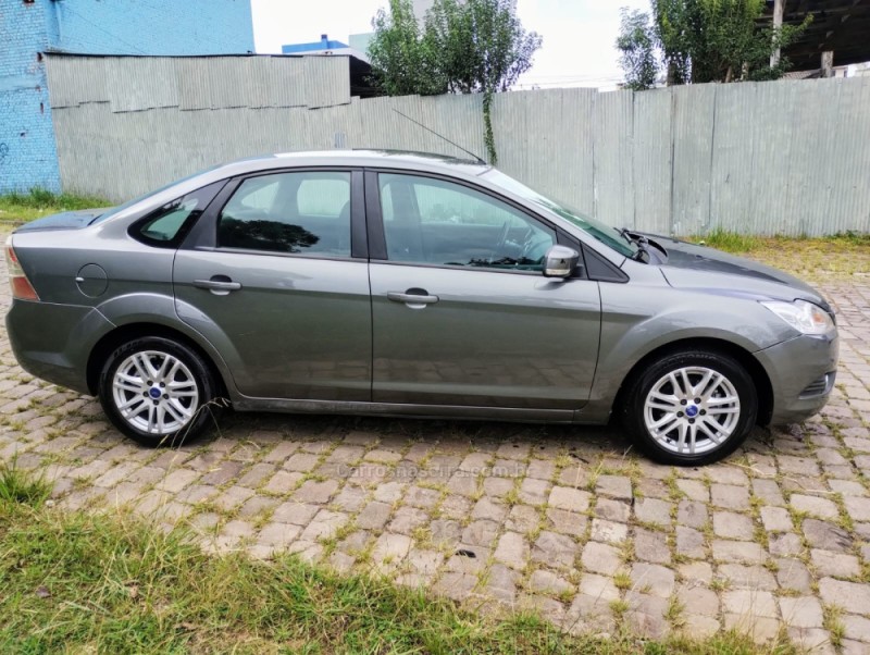 FOCUS 2.0 FC 16V FLEX 4P AUTOMÁTICO - 2013 - CAXIAS DO SUL