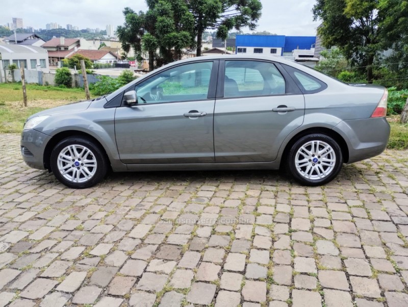 FOCUS 2.0 FC 16V FLEX 4P AUTOMÁTICO - 2013 - CAXIAS DO SUL