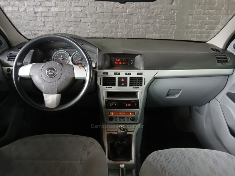 VECTRA 2.0 MPFI ELEGANCE 8V FLEX 4P MANUAL - 2006 - CAXIAS DO SUL