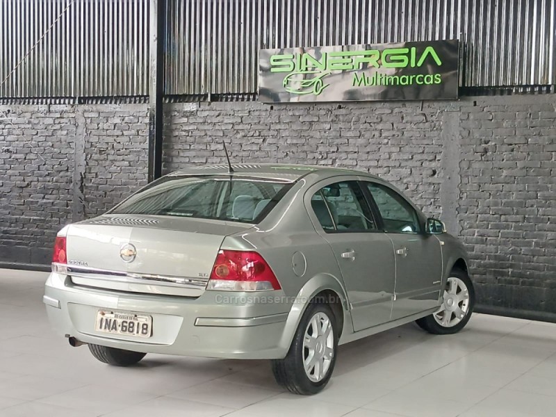 VECTRA 2.0 MPFI ELEGANCE 8V FLEX 4P MANUAL - 2006 - CAXIAS DO SUL