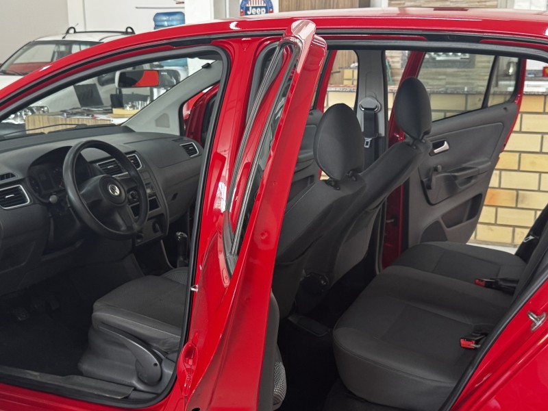 FOX 1.0 MI 8V FLEX 4P MANUAL - 2011 - CAXIAS DO SUL