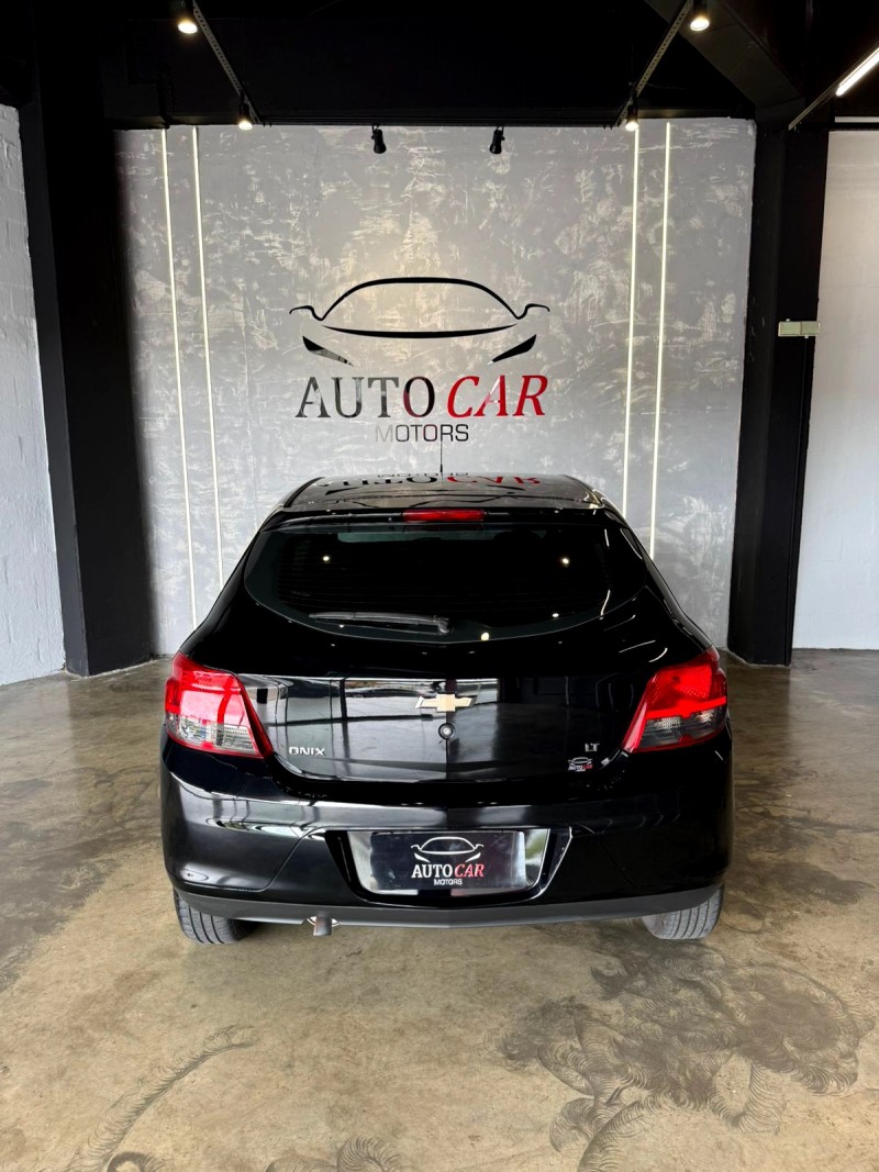 ONIX 1.4 MPFI LT 8V FLEX 4P MANUAL - 2015 - CAXIAS DO SUL