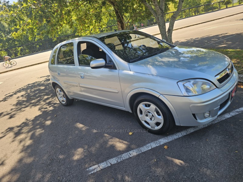 CORSA 1.4 MPFI PREMIUM 8V FLEX 4P MANUAL