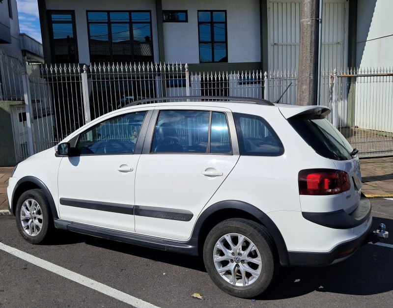 SPACE CROSS 1.6 MI 8V FLEX 4P MANUAL - 2014 - FLORES DA CUNHA