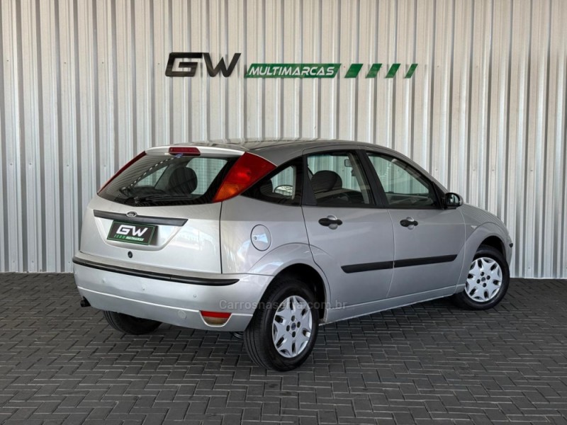 FOCUS 1.6 8V GASOLINA 4P MANUAL - 2005 - CAXIAS DO SUL