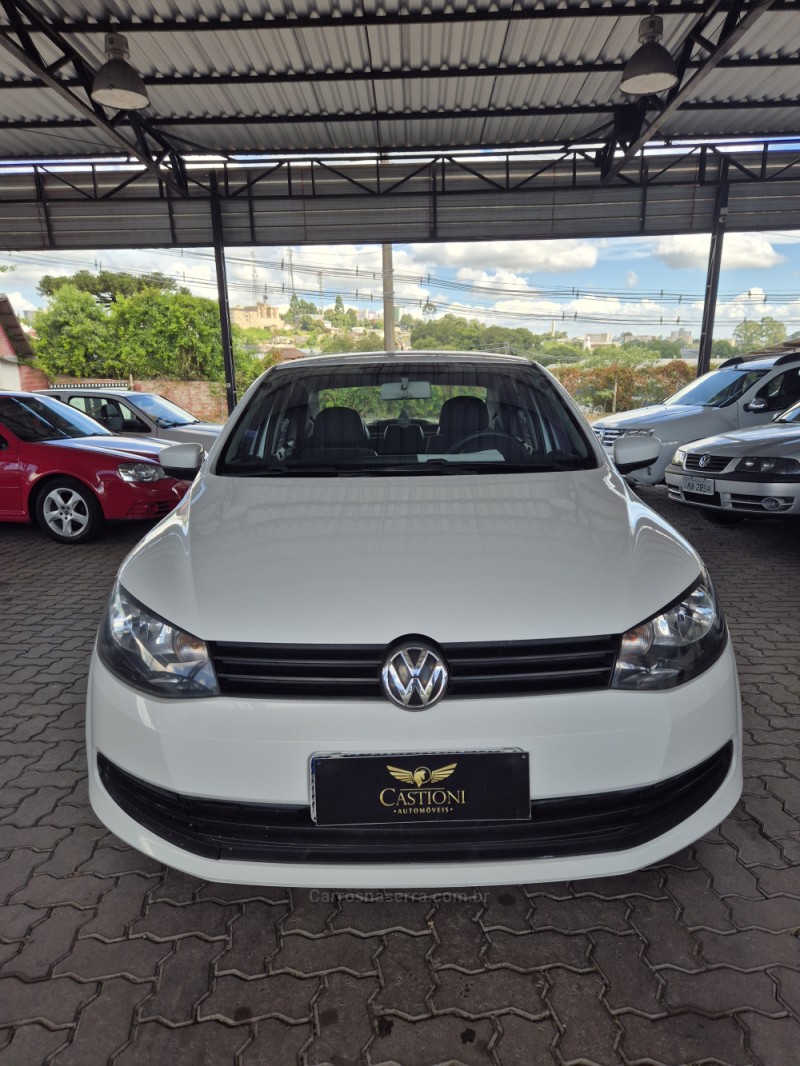 VOYAGE 1.0 MI TRENDLINE 8V FLEX 4P MANUAL - 2015 - CAXIAS DO SUL