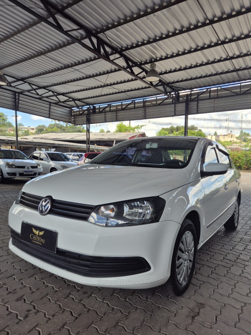 VOYAGE 1.0 MI TRENDLINE 8V FLEX 4P MANUAL - 2015 - CAXIAS DO SUL