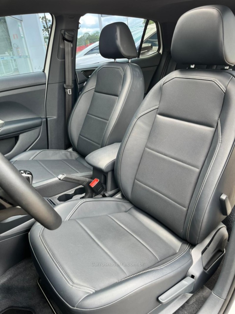 T-CROSS 1.4 HIGHLINE TSI 16V FLEX 4P AUTOMÁTICO - 2024 - CAXIAS DO SUL