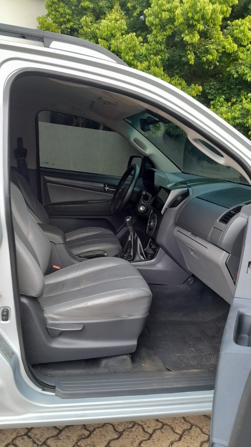 S10 2.4 LTZ 4X2 CD 8V FLEX 4P MANUAL - 2013 - ESTRELA