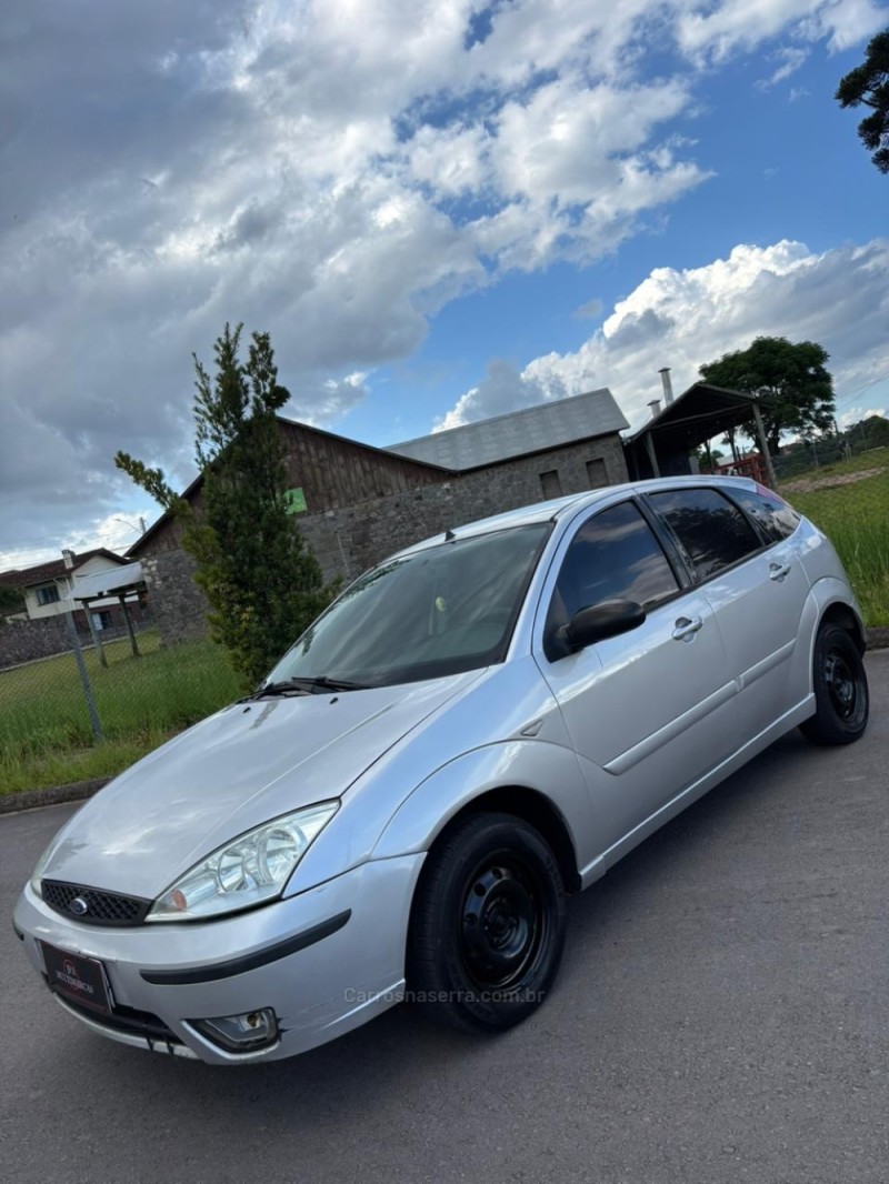 focus 1.6 glx 8v gasolina 4p manual 2005 caxias do sul