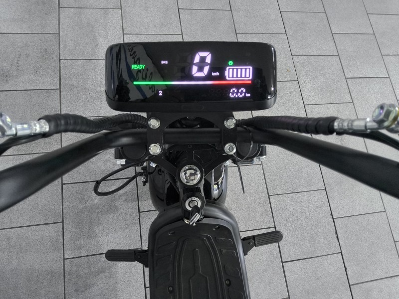 SCOOTER ELÉTRICA  - 2026 - SãO SEBASTIãO DO CAí