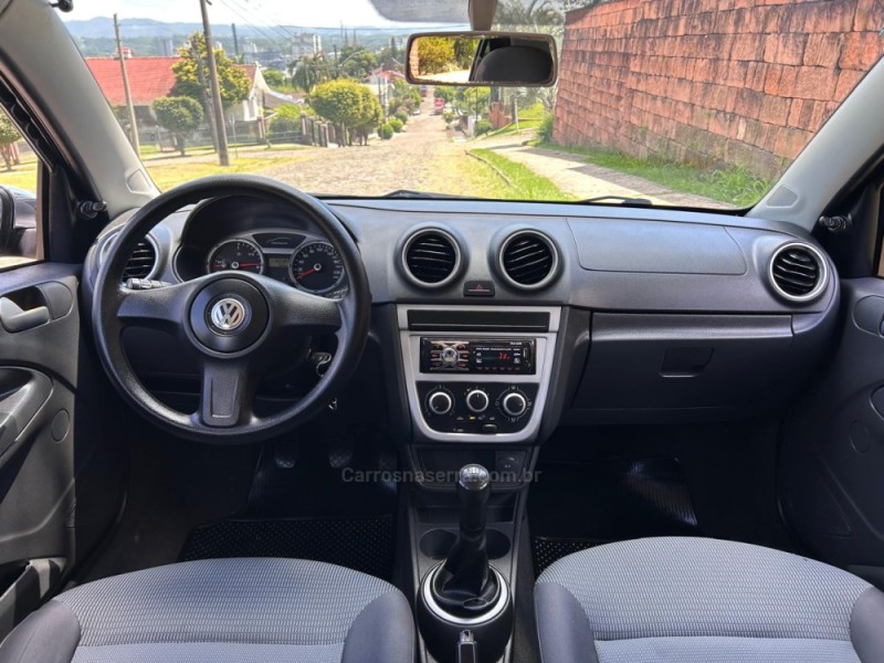 GOL 1.6 MI 8V FLEX 4P MANUAL - 2011 - VENâNCIO AIRES