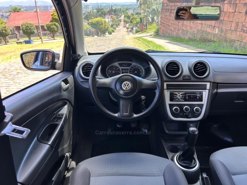 GOL 1.6 MI 8V FLEX 4P MANUAL - 2011 - VENâNCIO AIRES