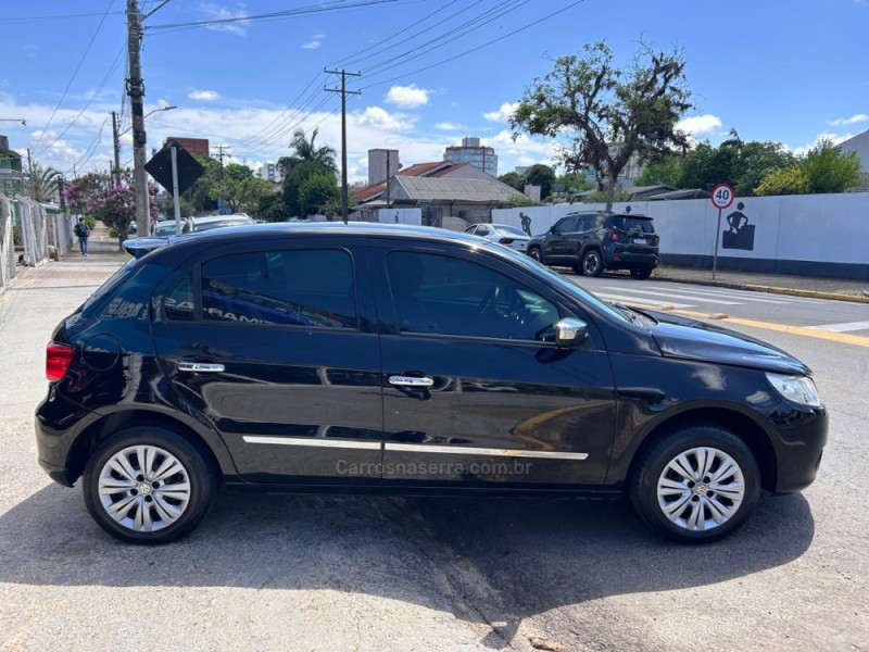 GOL 1.6 MI 8V FLEX 4P MANUAL - 2011 - VENâNCIO AIRES