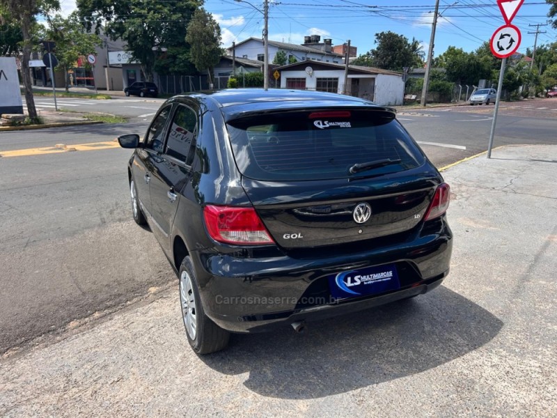 GOL 1.6 MI 8V FLEX 4P MANUAL - 2011 - VENâNCIO AIRES