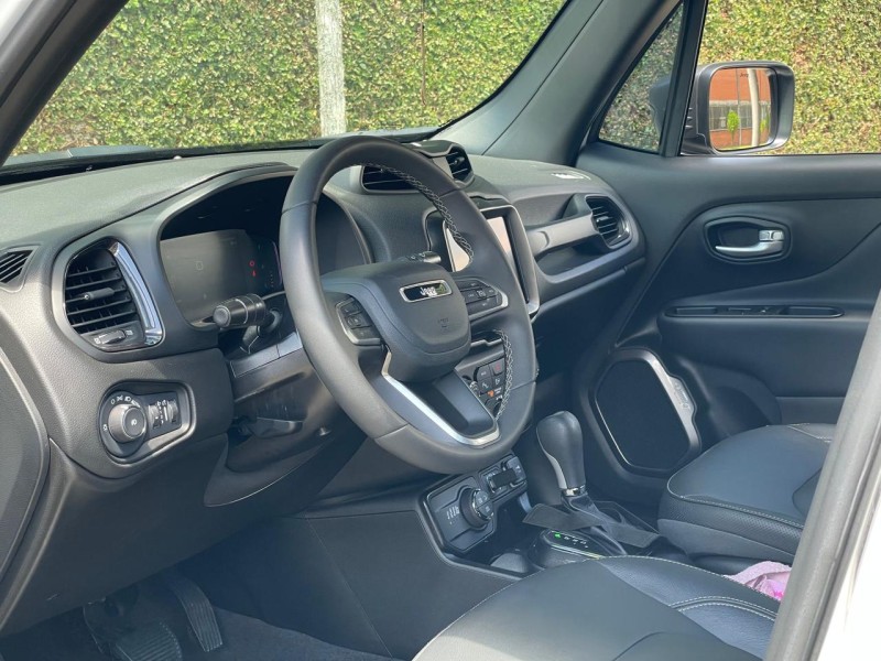 RENEGADE 1.3 S T270 16V TURBO FLEX 4X4 4P AUTOMÁTICO - 2022 - FARROUPILHA