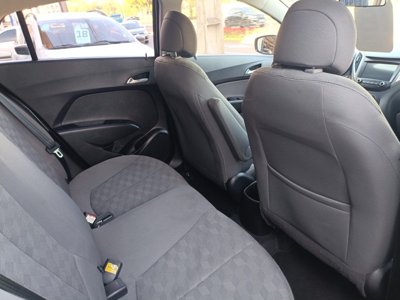 HB20S 1.6 COMFORT PLUS 16V FLEX 4P AUTOMÁTICO - 2018 - BOM PRINCíPIO