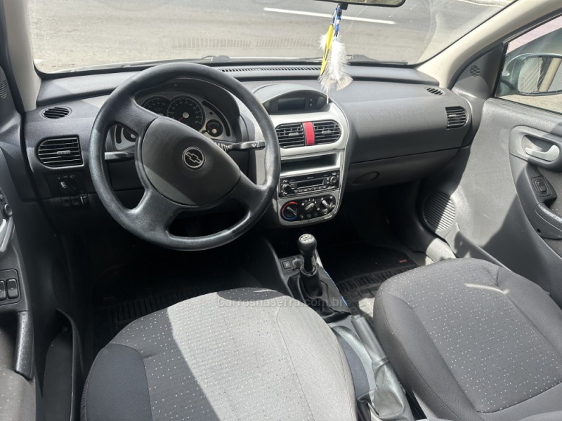 CORSA 1.4 MPFI PREMIUM SEDAN 8V FLEX 4P MANUAL - 2011 - SãO MARCOS