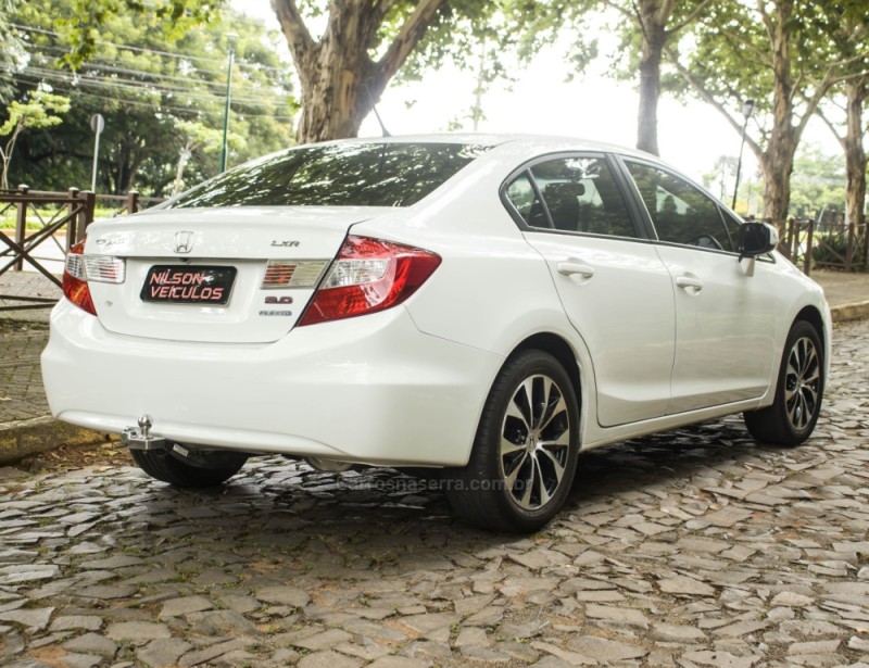 CIVIC 2.0 LXR 16V FLEX 4P AUTOMÁTICO - 2015 - NOVO HAMBURGO