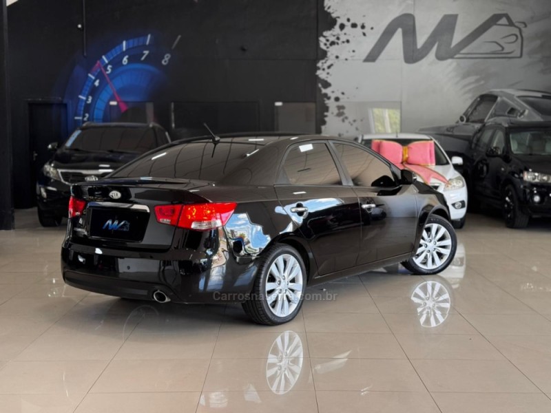 CERATO 1.6 EX3 SEDAN 16V GASOLINA 4P AUTOMÁTICO - 2013 - ESTâNCIA VELHA