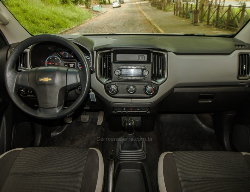 S10 2.8 LS 4X2 CD 16V TURBO DIESEL 4P MANUAL - 2019 - NOVO HAMBURGO