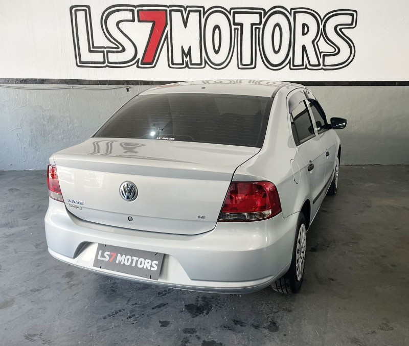 VOYAGE 1.6 MI 8V FLEX 4P MANUAL - 2009 - CAXIAS DO SUL