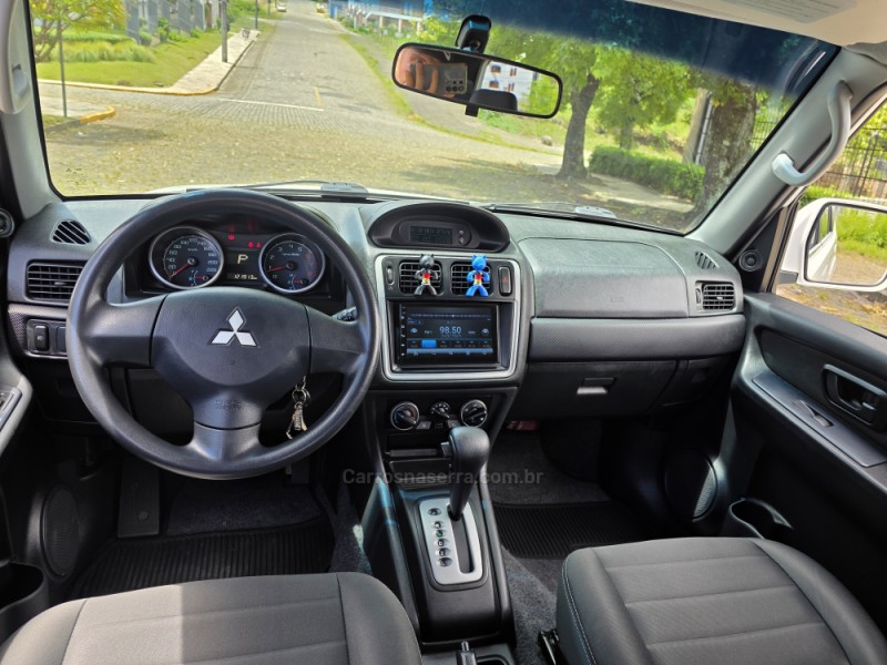 PAJERO TR4 2.0 4X2 16V 140CV FLEX 4P AUTOMÁTICO - 2014 - CAXIAS DO SUL