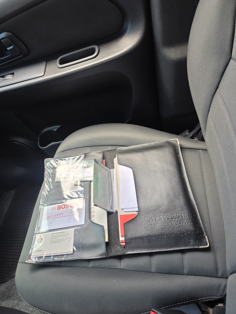 PAJERO TR4 2.0 4X2 16V 140CV FLEX 4P AUTOMÁTICO - 2014 - CAXIAS DO SUL