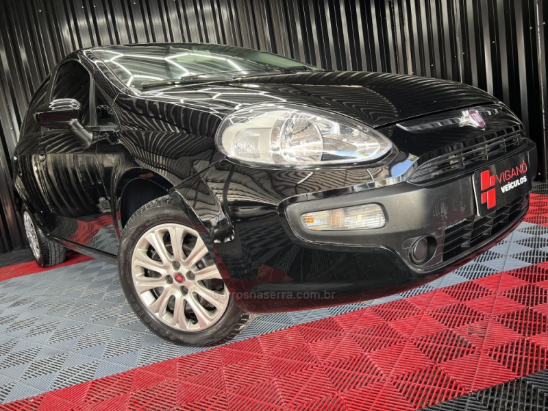 PUNTO 1.4 ATTRACTIVE 8V FLEX 4P MANUAL - 2013 - CAXIAS DO SUL