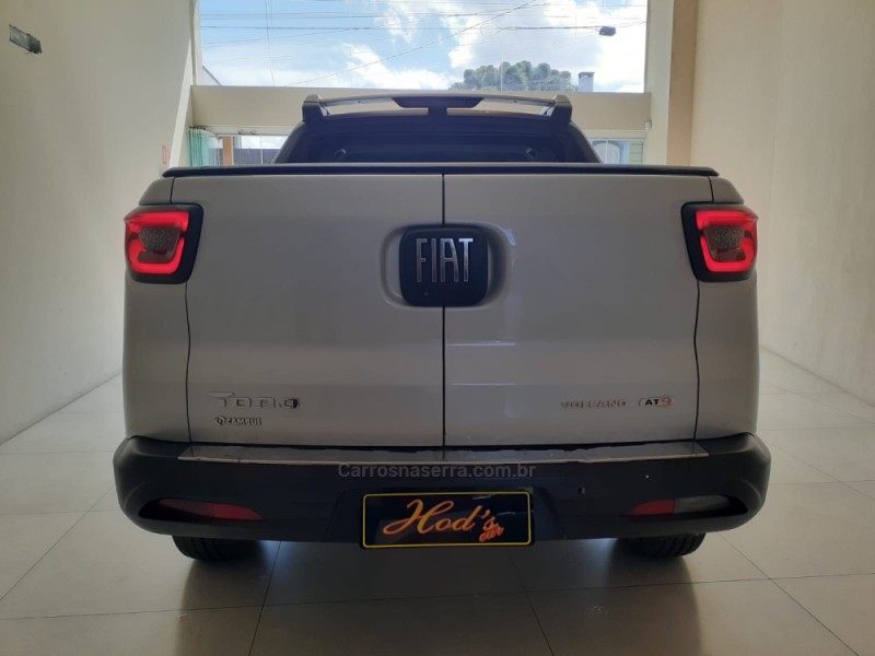 TORO 2.0 16V VOLCANO AT9 4X4 FLEX 4P AUTOMÁTICO - 2017 - CANELA