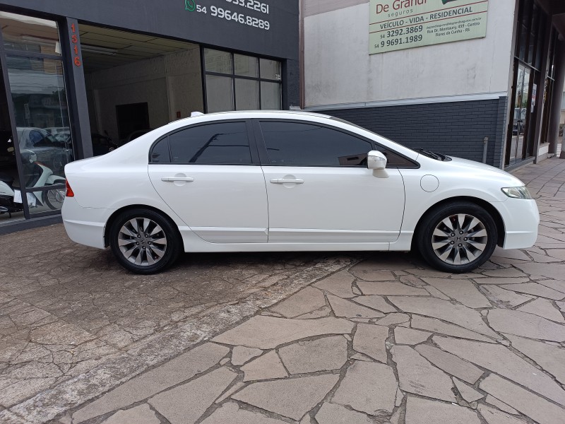CIVIC 1.8 LXL 16V FLEX 4P MANUAL - 2010 - FLORES DA CUNHA