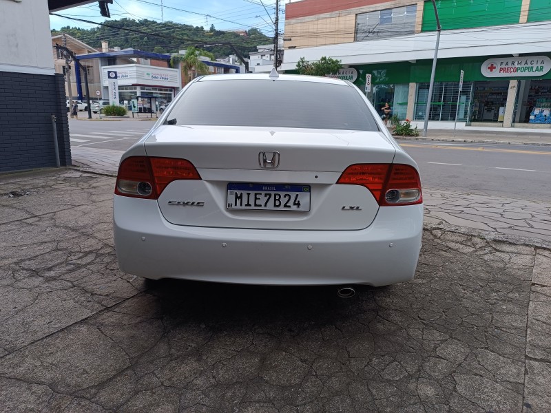 CIVIC 1.8 LXL 16V FLEX 4P MANUAL - 2010 - FLORES DA CUNHA