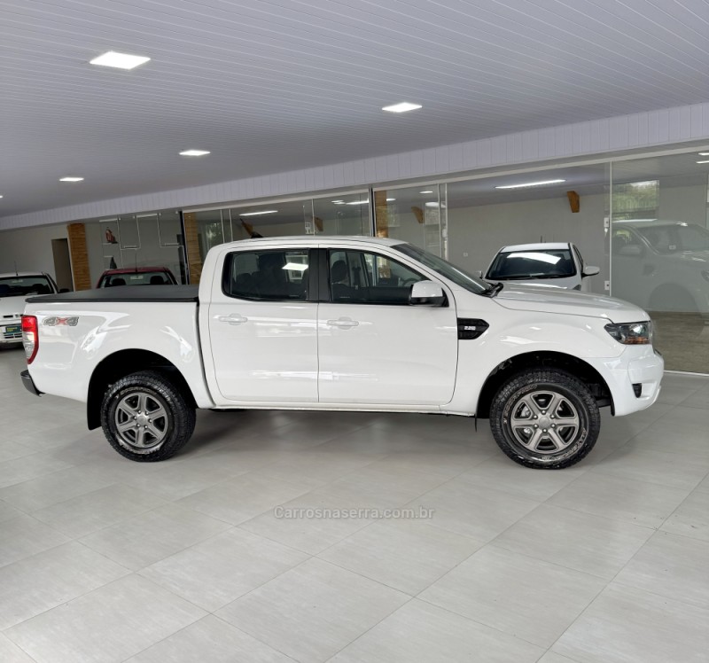 RANGER 2.2 XLS 4X4 CD 16V DIESEL 4P AUTOMÁTICO - 2022 - VILA FLORES