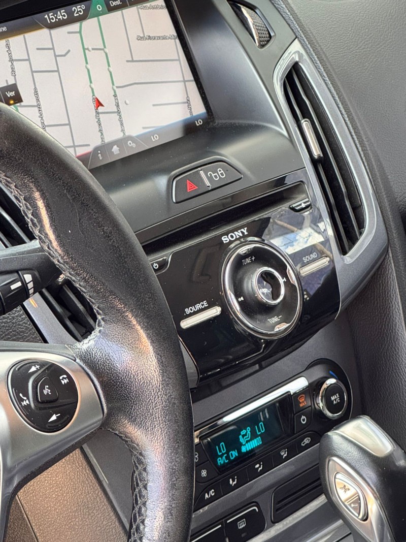 FOCUS 2.0 TITANIUM HATCH 16V FLEX 4P AUTOMÁTICO - 2015 - CAXIAS DO SUL