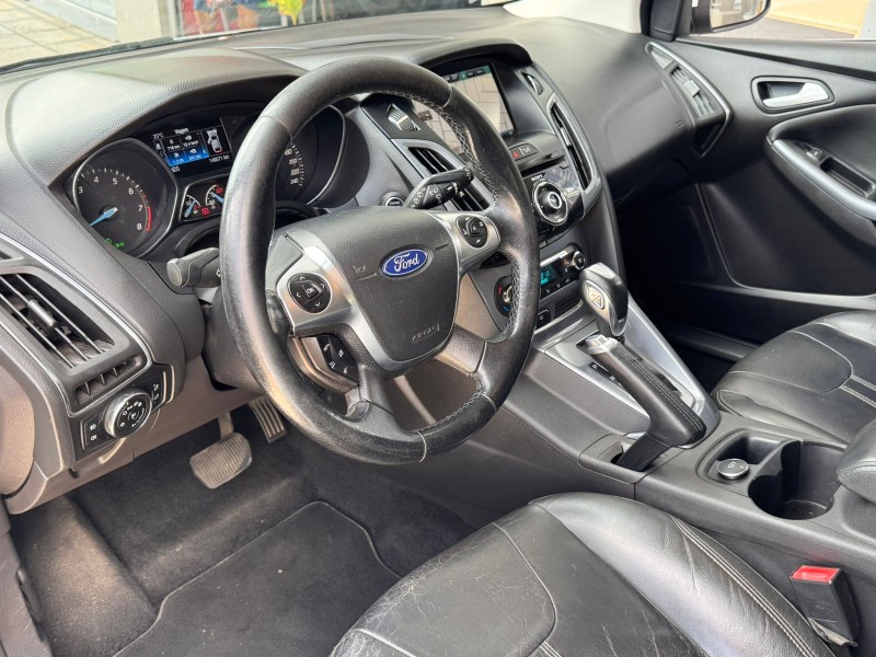 FOCUS 2.0 TITANIUM HATCH 16V FLEX 4P AUTOMÁTICO - 2015 - CAXIAS DO SUL