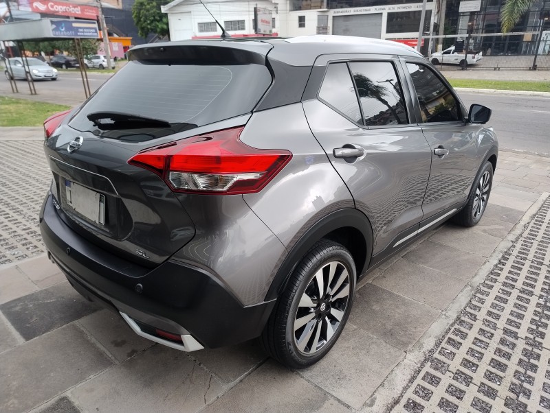 KICKS 1.6 16V FLEX SL PACK PLUS 4P XTRONIC - 2017 - CAXIAS DO SUL