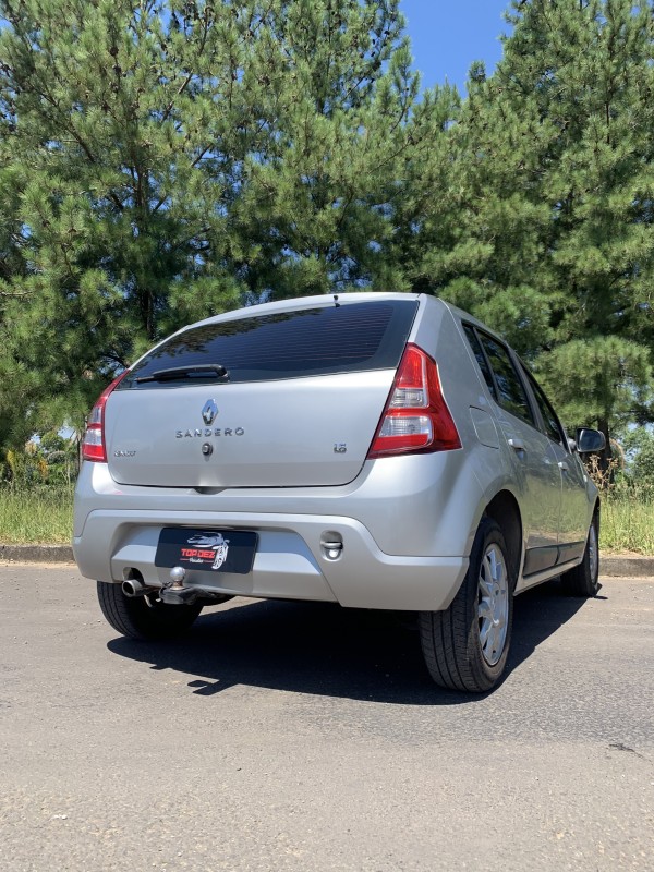 SANDERO 1.6 PRIVILÉGE 16V FLEX 4P MANUAL - 2014 - SãO SEBASTIãO DO CAí