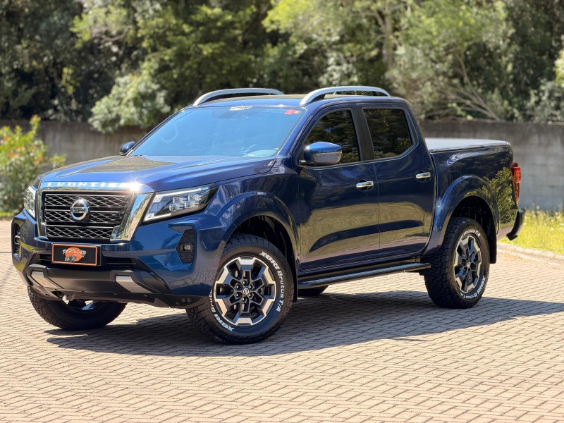 FRONTIER 2.3 XE 4X4 CD BI TURBO DIESEL 4P AUTOMÁTICO - 2023 - CANELA