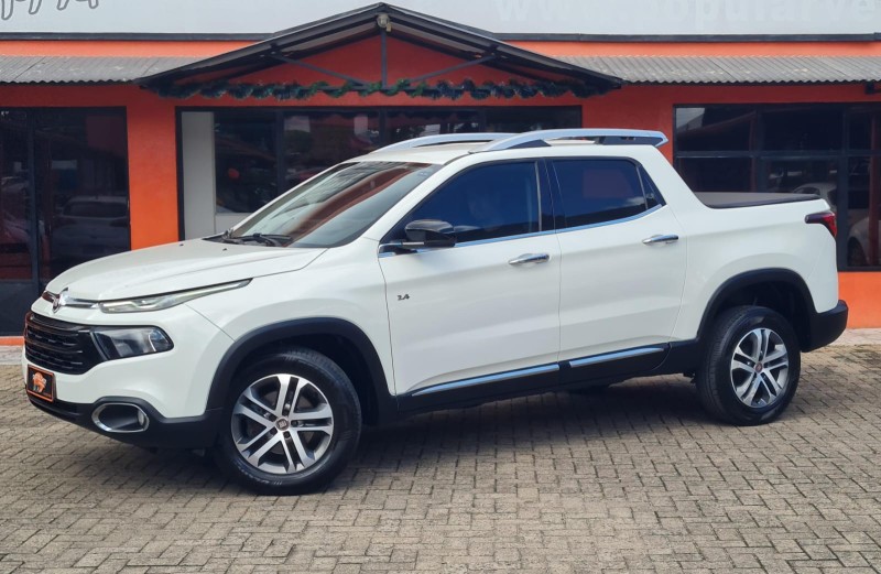 TORO 2.4 16V VOLCANO AT9 4X2 FLEX 4P AUTOMÁTICO - 2019 - CANELA