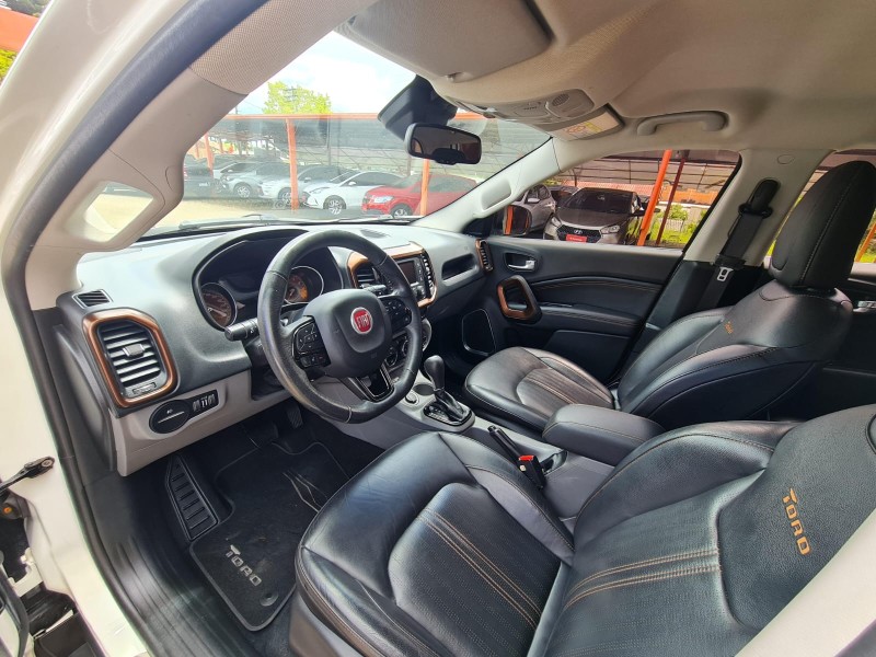 TORO 2.4 16V VOLCANO AT9 4X2 FLEX 4P AUTOMÁTICO - 2019 - CANELA