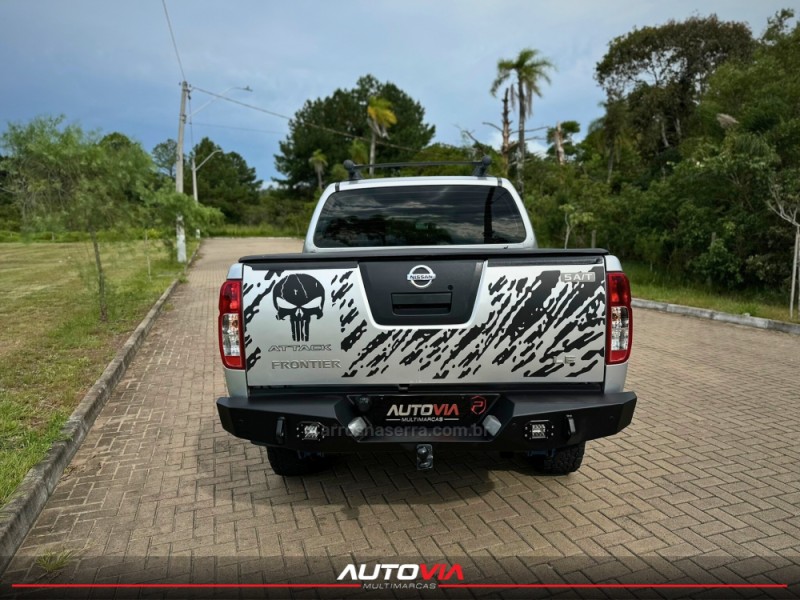 FRONTIER 2.5 LE 4X4 CD TURBO ELETRONIC DIESEL 4P AUTOMÁTICO - 2007 - SAPIRANGA