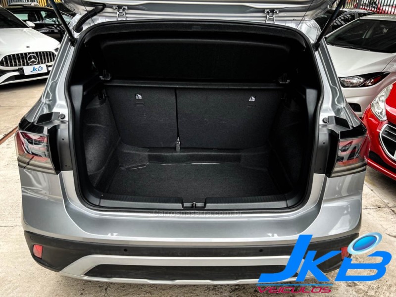 T-CROSS 1.4 HIGHLINE TSI 16V FLEX 4P AUTOMÁTICO - 2025 - NOVO HAMBURGO