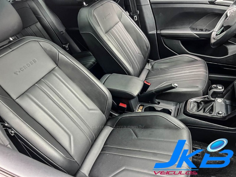 T-CROSS 1.4 HIGHLINE TSI 16V FLEX 4P AUTOMÁTICO - 2025 - NOVO HAMBURGO
