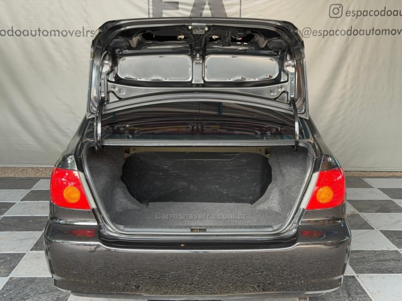COROLLA 1.8 XEI 16V GASOLINA 4P AUTOMÁTICO - 2004 - NOVA PRATA