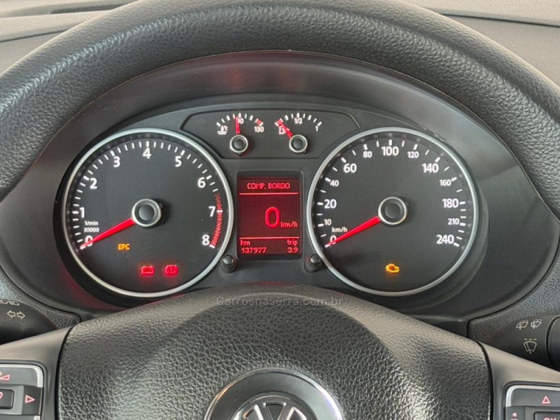 GOL 1.6 MI SELEÇÃO 8V FLEX 4P MANUAL G.VI - 2014 - NOVA PRATA